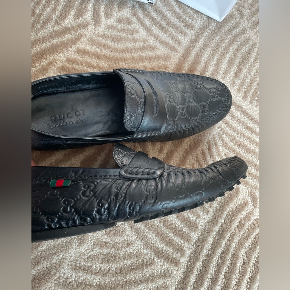 Gucci Black Loafers Slip-On Elegance - Picture 13 of 15